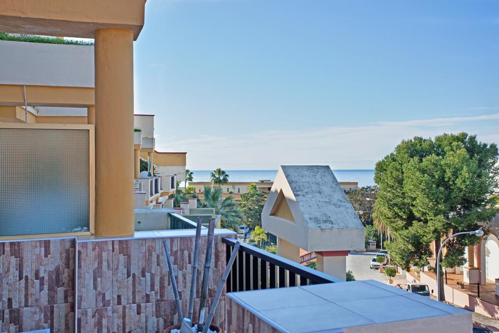 Romana Playa Studio Marbella Exterior foto